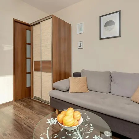 Comfortable In By Rent Like Apartamento *